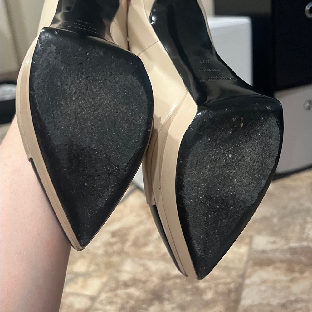 Heels Shoes Nude Beige Black sz 7.5 - Picture 15 of 15